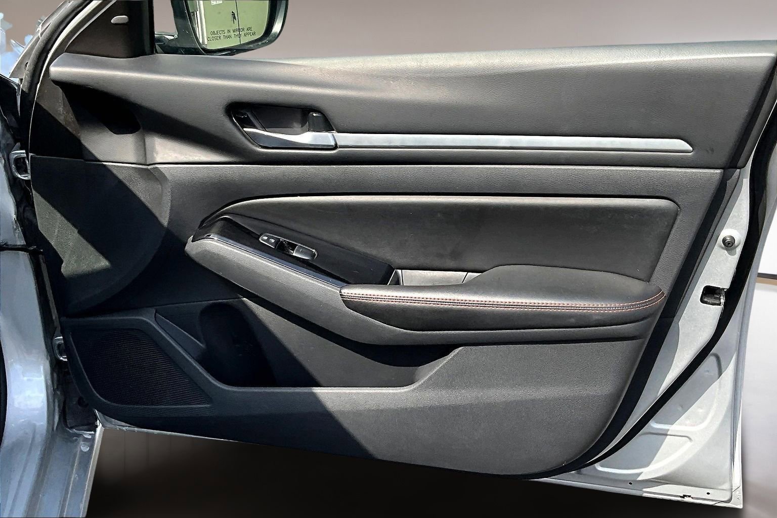 Used 2024 Nissan Altima 2.5 SR image 28