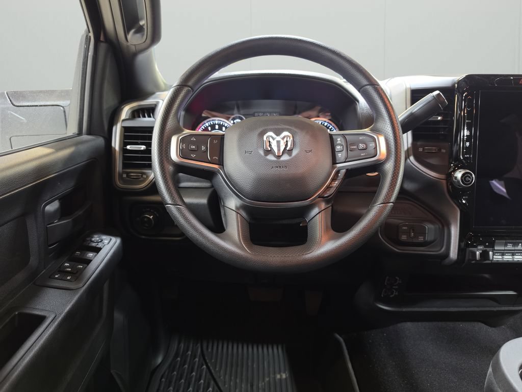 New 2026 RAM 2500 Tradesman AWD/4WD image 17