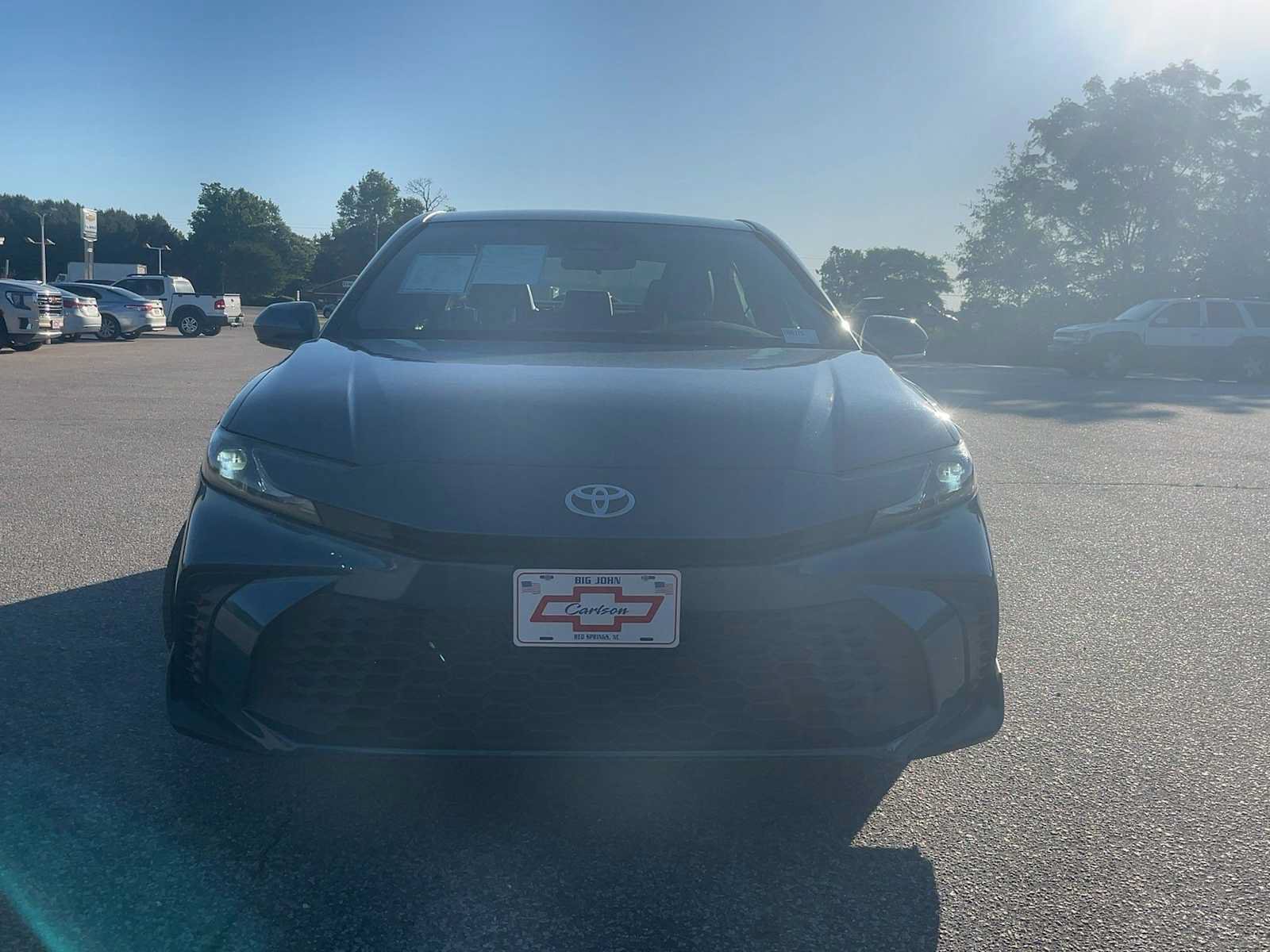 Used 2025 Toyota Camry SE FWD image 10