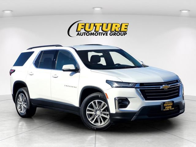 Used 2023 Chevrolet Traverse LT