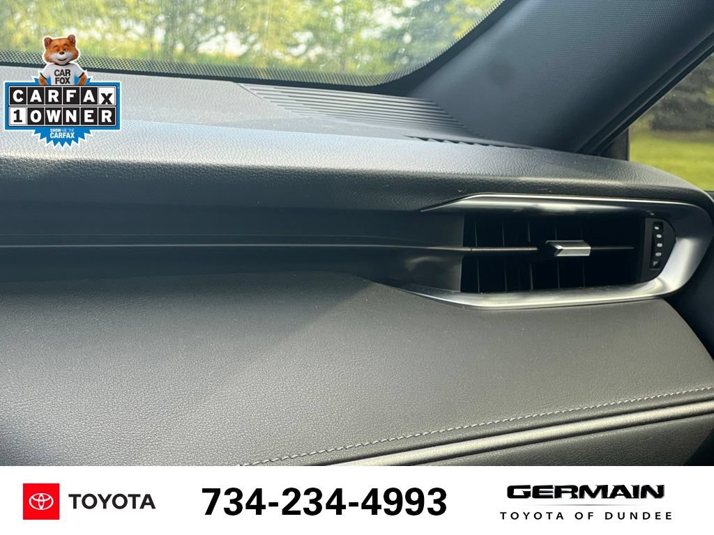 Used 2023 Toyota Venza Nightshade AWD/4WD image 12