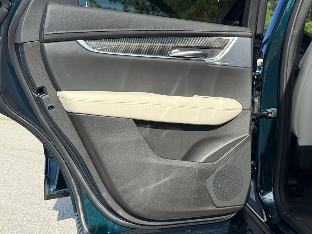 New 2026 Cadillac XT5 Sportv w/ LPO, Onyx Lite Package AWD/4WD image 22