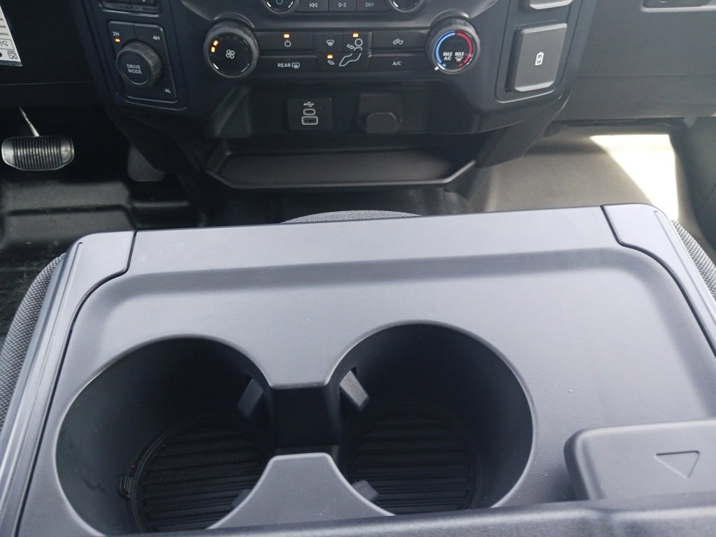 New 2025 Ford F150 XL w/ Equipment Group 103A High image 43
