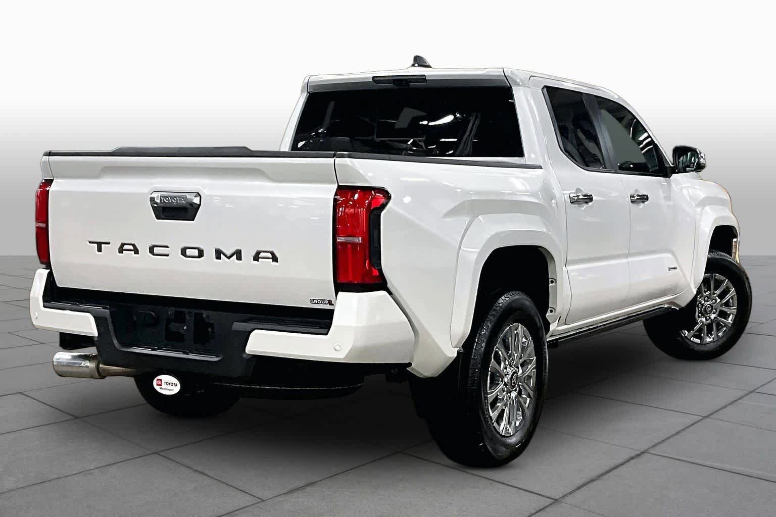 Certified 2025 Toyota Tacoma Limited AWD/4WD image 12