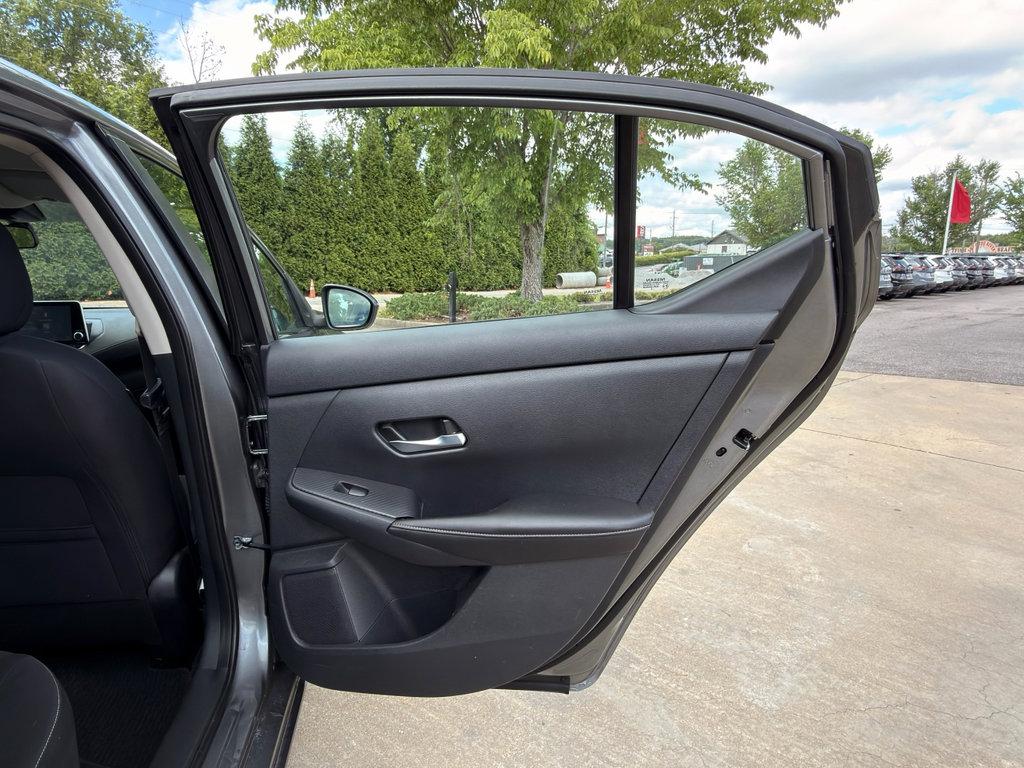 Used 2020 Nissan Sentra SV FWD image 22