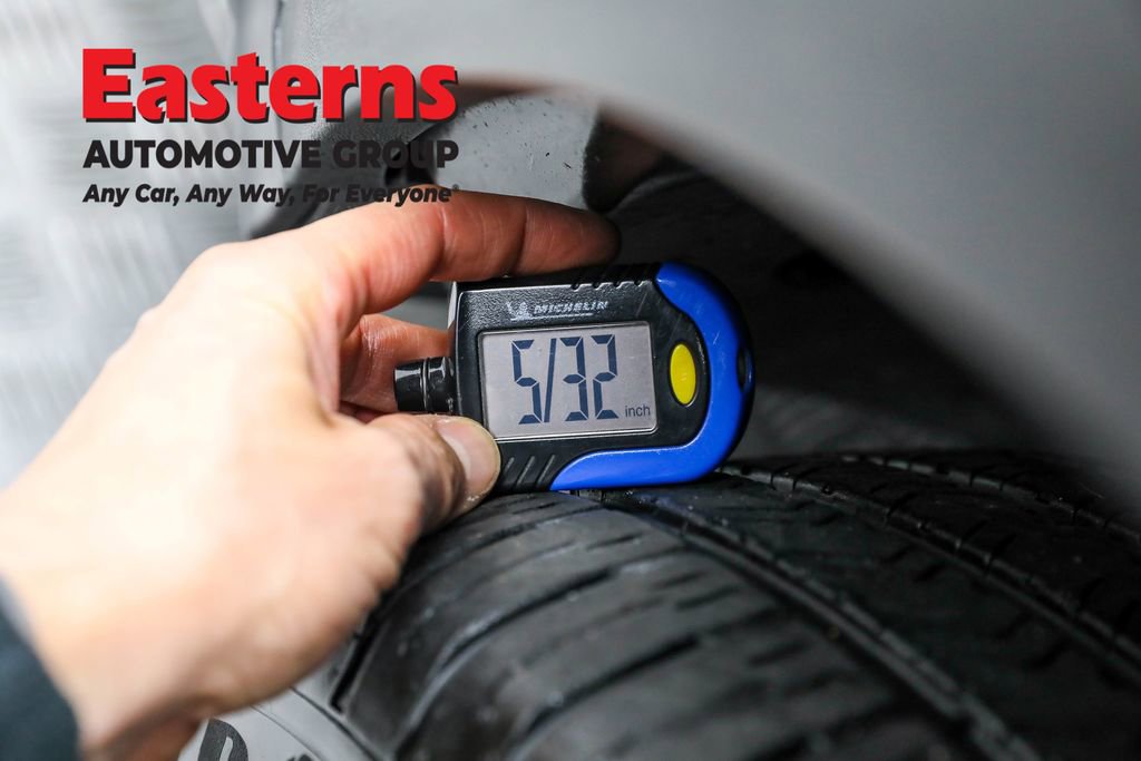 Used 2023 Mercedes-Benz GLC 300 4MATIC Coupe image 31