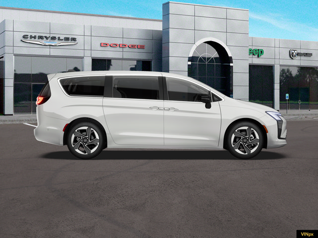 New 2027 Chrysler Pacifica Limited FWD image 9