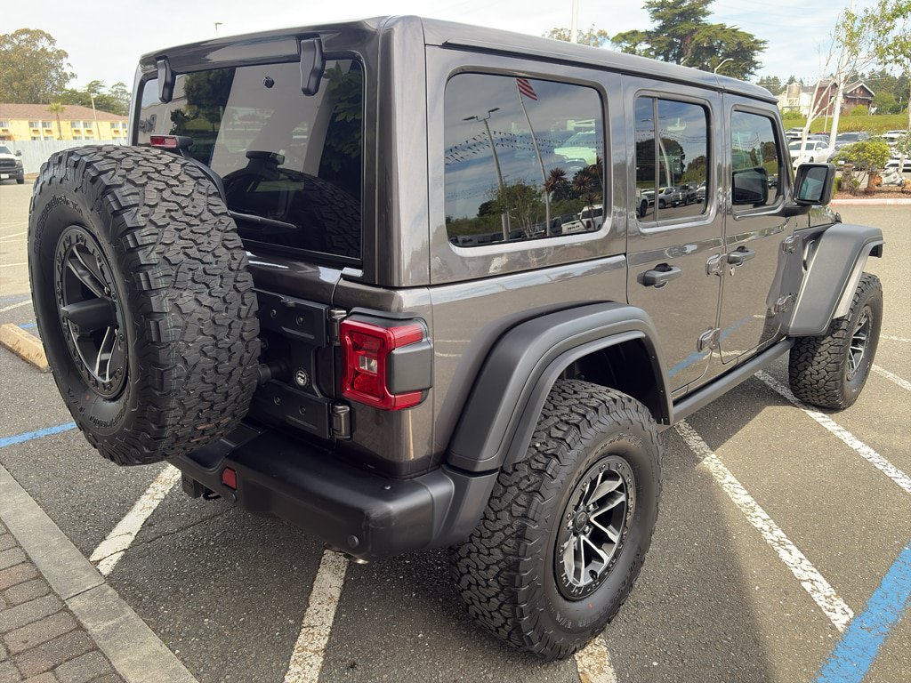 Used 2026 Jeep Wrangler Unlimited Rubicon 392 w/ Quick Order Package 27X Moab AWD/4WD image 24