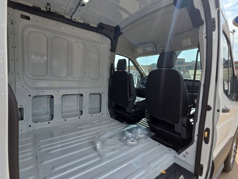 New 2026 Ford Transit 250 148 Medium Roof Extended AWD image 13