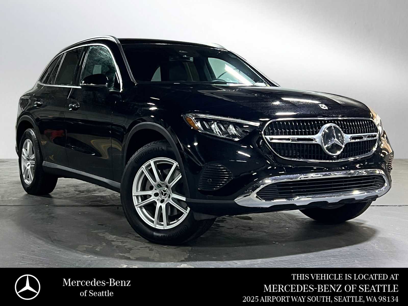 Certified 2025 Mercedes-Benz GLC 300 image 1