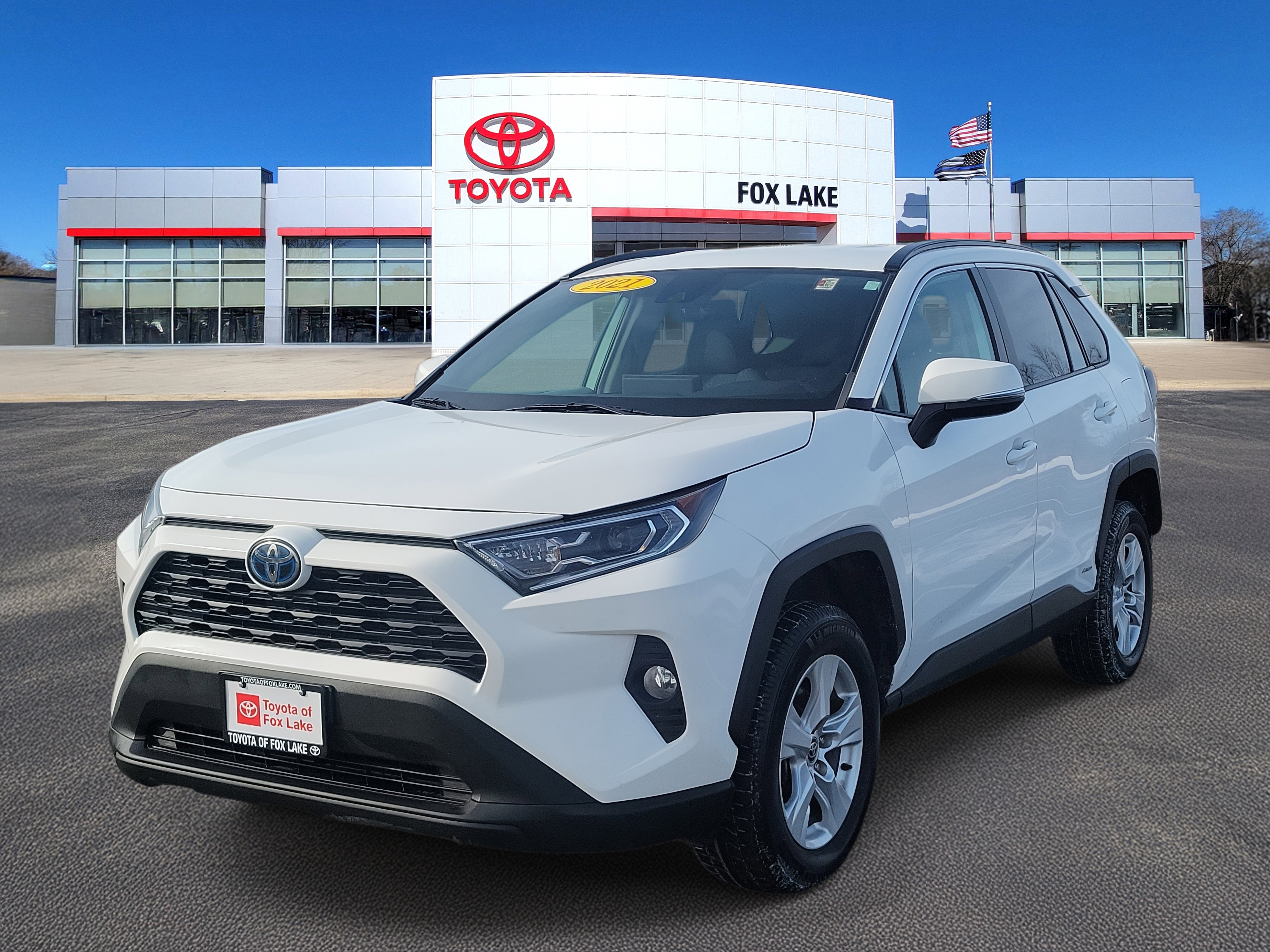 Used 2021 Toyota RAV4 XLE image 2