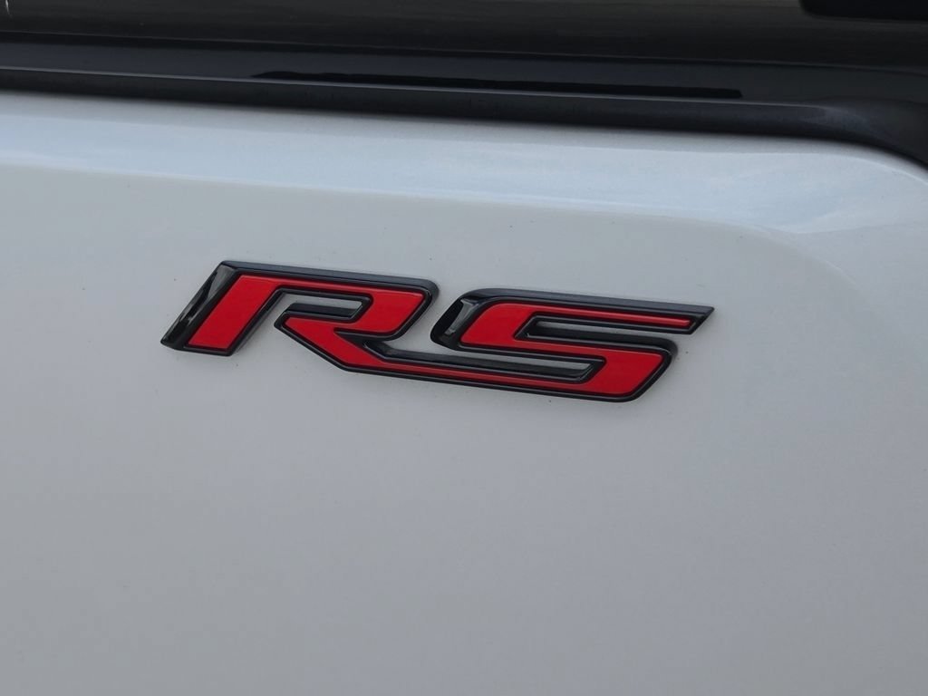 Used 2025 Chevrolet Equinox EV RS FWD image 27