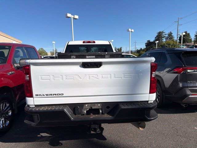 Used 2025 Chevrolet Silverado 2500 W/T AWD/4WD image 9