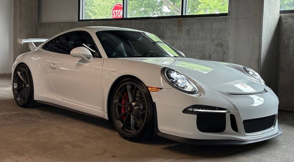 Used 2015 Porsche 911 GT3 RWD image 12