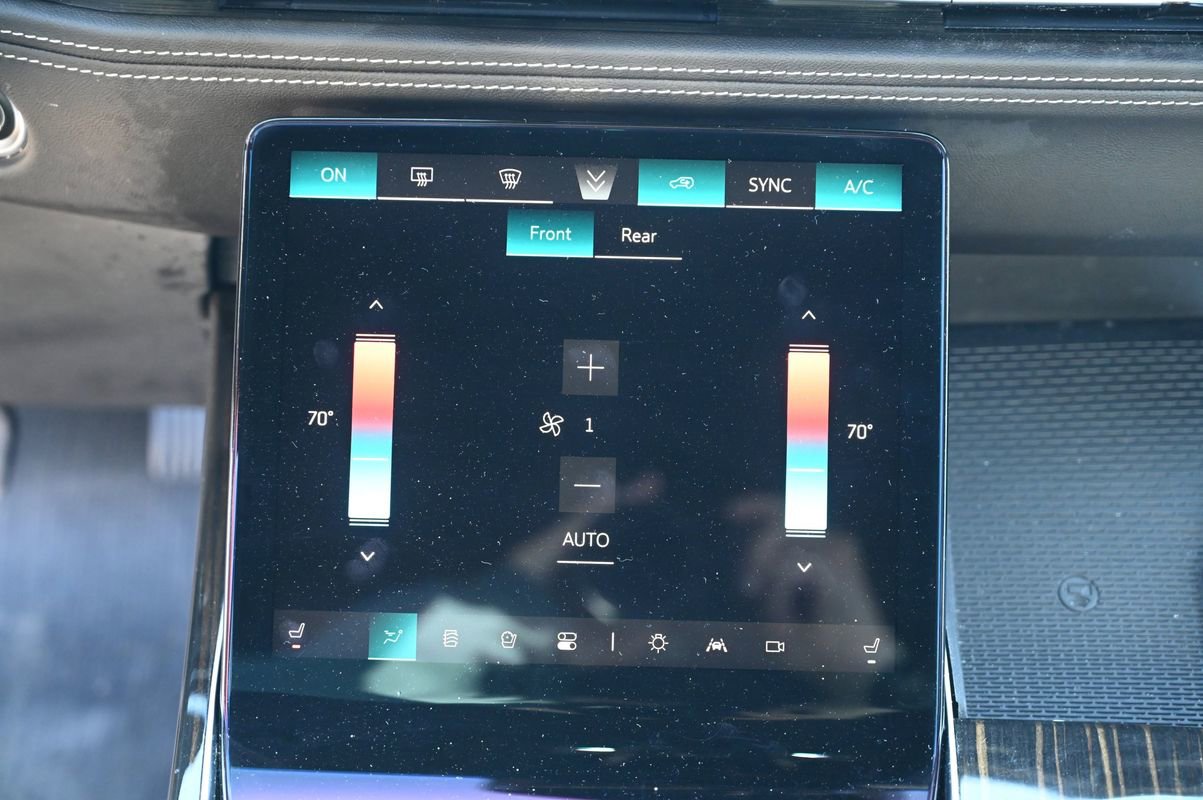 Used 2025 Cadillac Escalade Premium Luxury w/ LPO, Floor Liner Package image 34