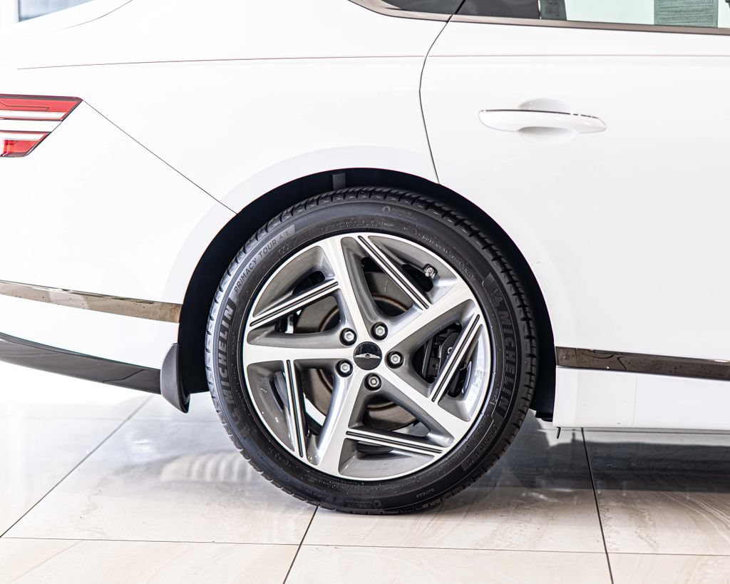 Used 2025 Genesis G80 3.5T Sport AWD/4WD image 11
