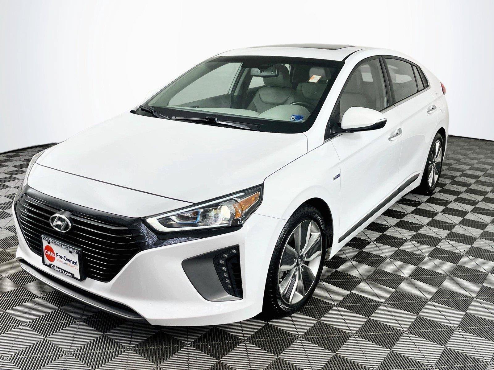 Used 2017 Hyundai Ioniq Limited FWD image 3