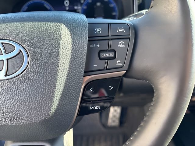Used 2025 Toyota Camry XSE FWD image 20