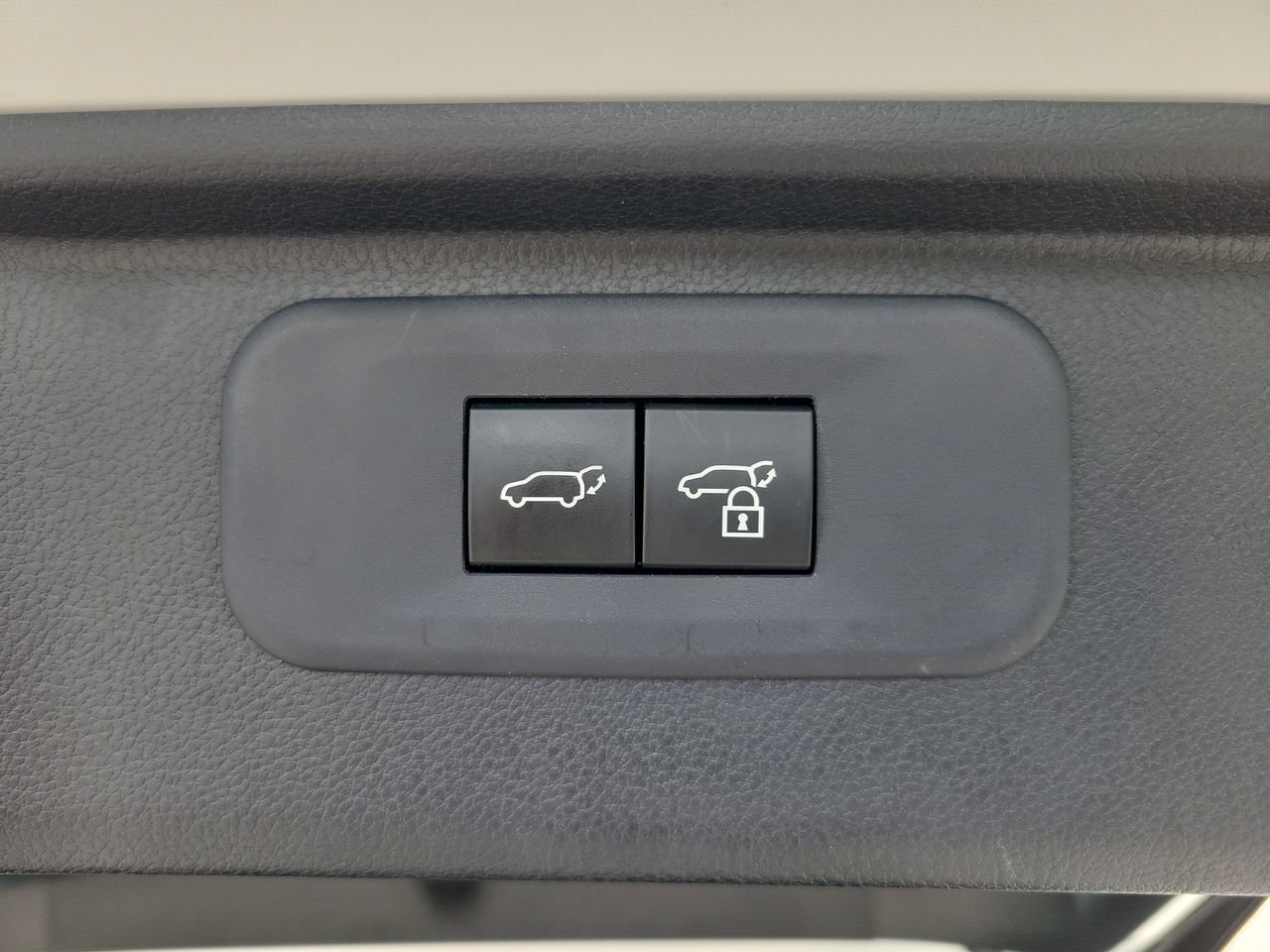 Used 2025 Toyota Grand Highlander AWD Hybrid image 10