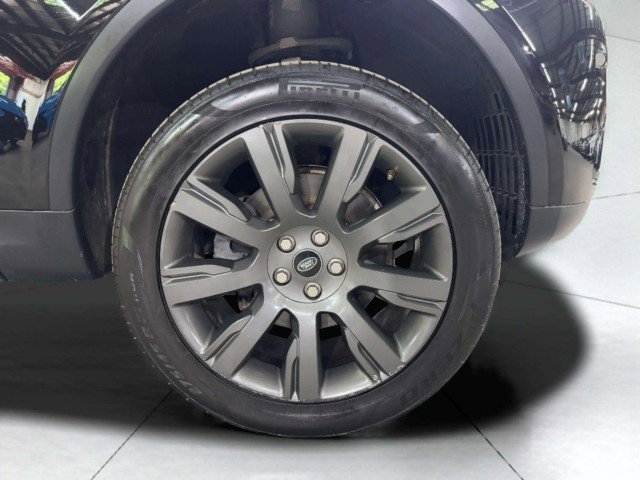 Used 2017 Land Rover Discovery HSE image 72