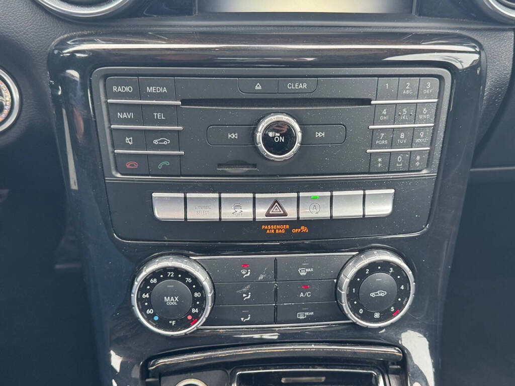 Used 2018 Mercedes-Benz SLC 300 image 11