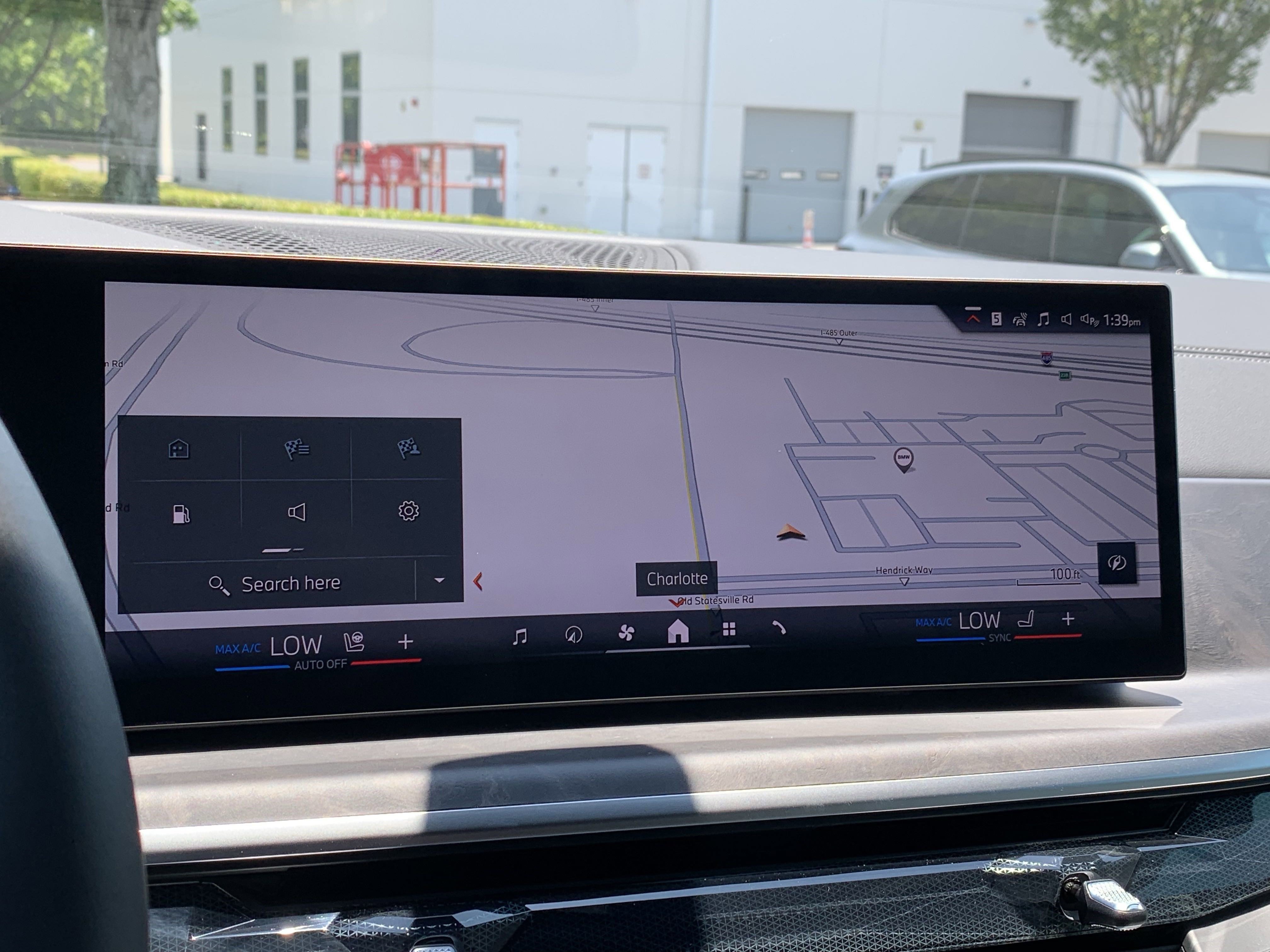 Used 2026 BMW X5 xDrive50e image 28