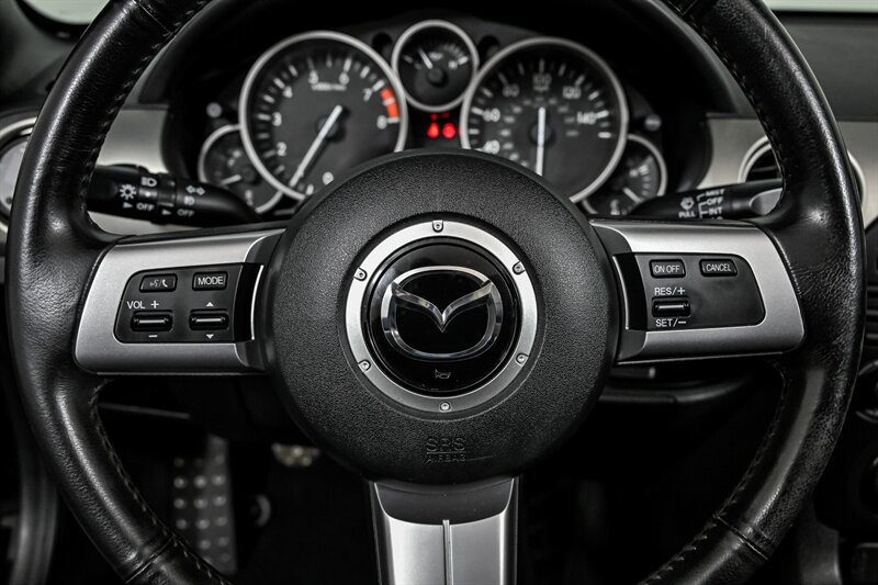 Used 2012 MAZDA MX-5 Miata Grand Touring w/ Premium Pkg RWD image 20
