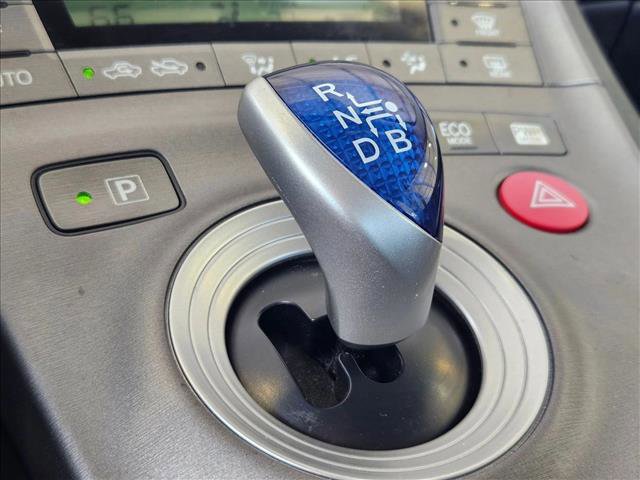 Used 2015 Toyota Prius Two image 10