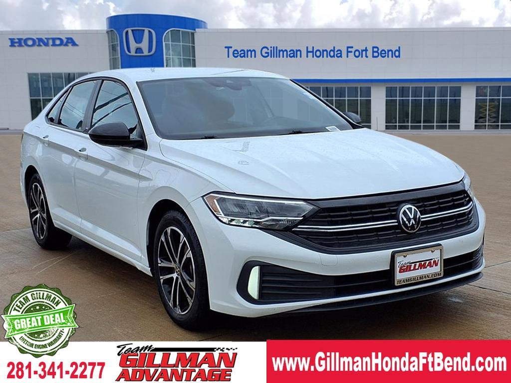 Used 2024 Volkswagen Jetta Sport image 1