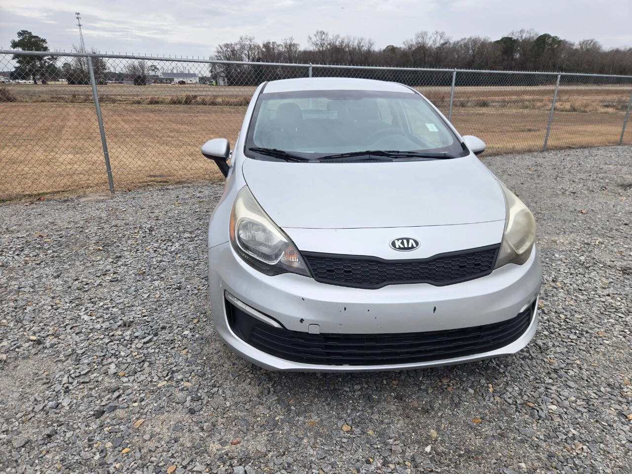 Used 2017 Kia Rio LX w/ Power Package image 2
