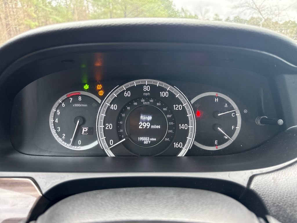 Used 2016 Honda Accord Touring image 19