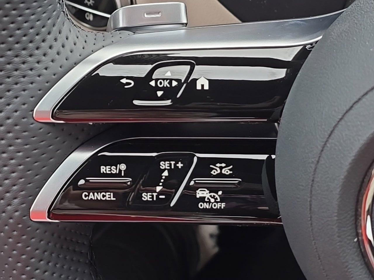 New 2026 Mercedes-Benz CLE 300 4MATIC Coupe image 22