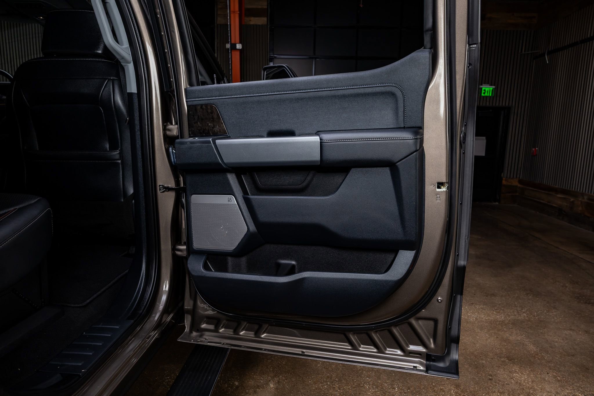 Used 2023 Ford F450 Lariat w/ Lariat Ultimate Package image 39