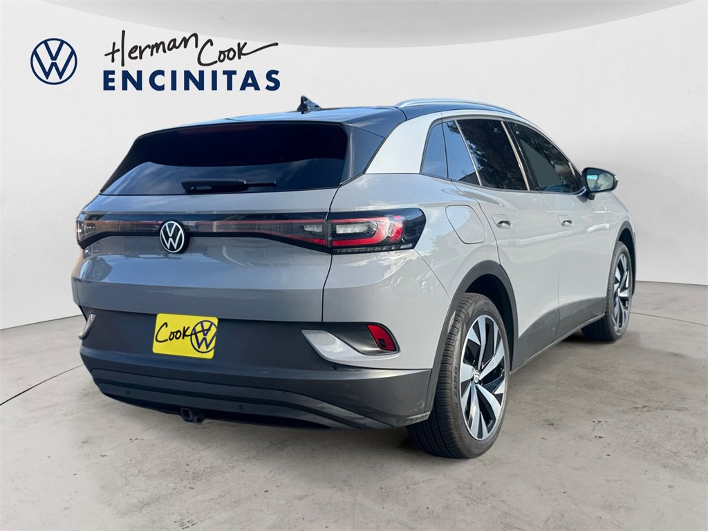 Certified 2022 Volkswagen ID.4 Pro S w/ Gradient Package image 5