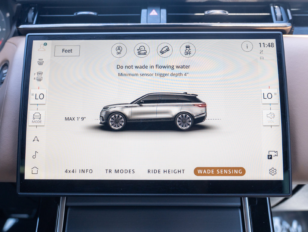 Certified 2025 Land Rover Range Rover Velar Dynamic HSE AWD/4WD image 28