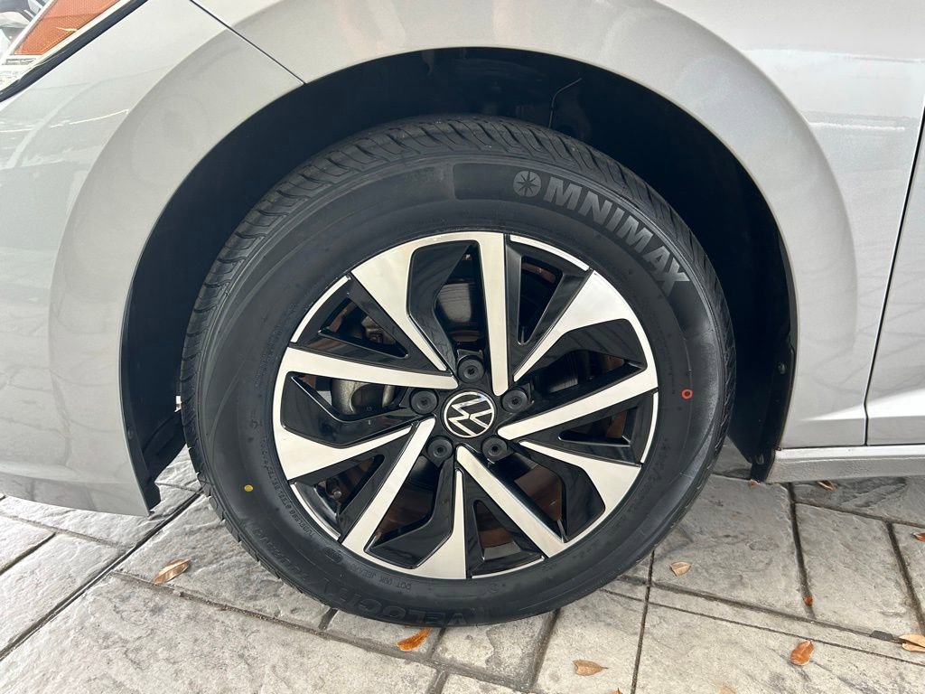 Used 2022 Volkswagen Jetta S image 40