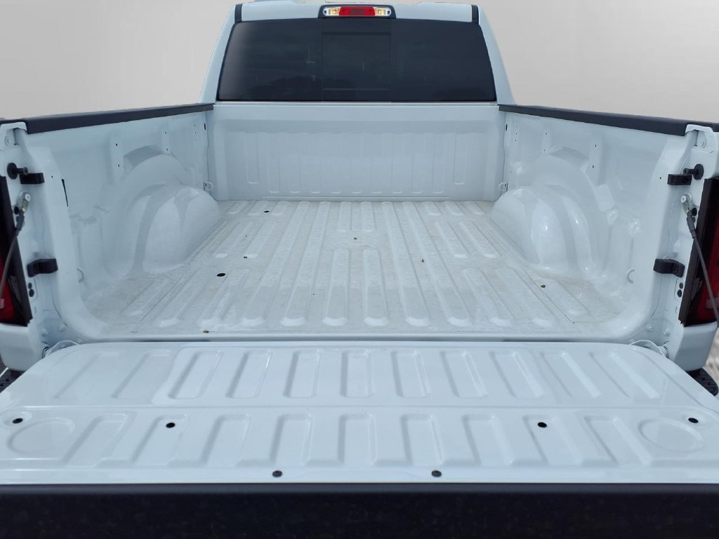 New 2026 RAM 1500 Express AWD/4WD image 26