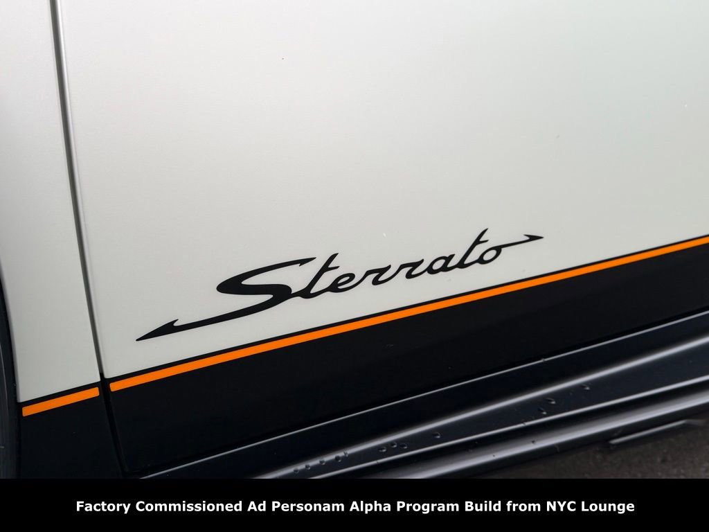 Used 2024 Lamborghini Huracan Sterrato image 18
