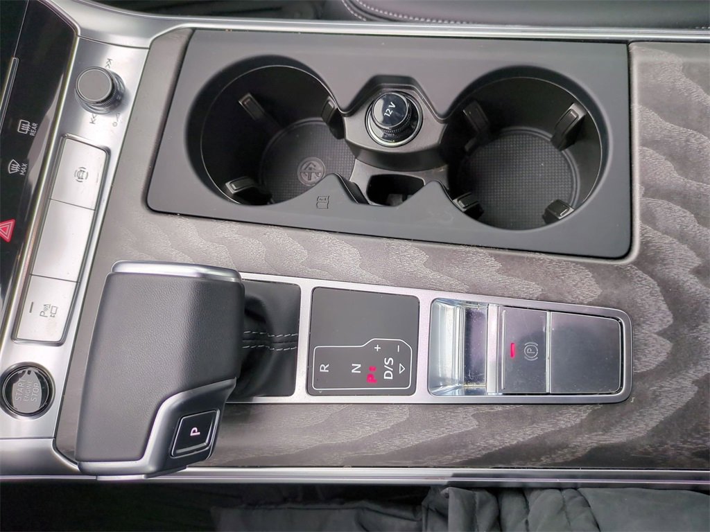 Used 2025 Audi A6 Premium Plus w/ Premium Plus Package image 28