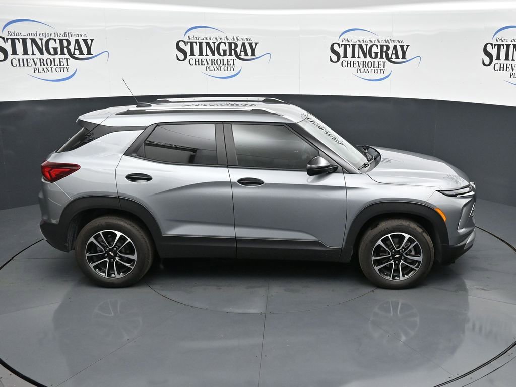 Used 2024 Chevrolet TrailBlazer LT w/ Convenience Package image 16