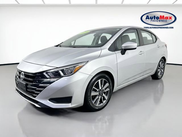 Used 2023 Nissan Versa SV FWD image 4