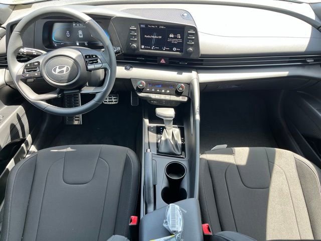 New 2026 Hyundai Elantra Sport FWD image 9