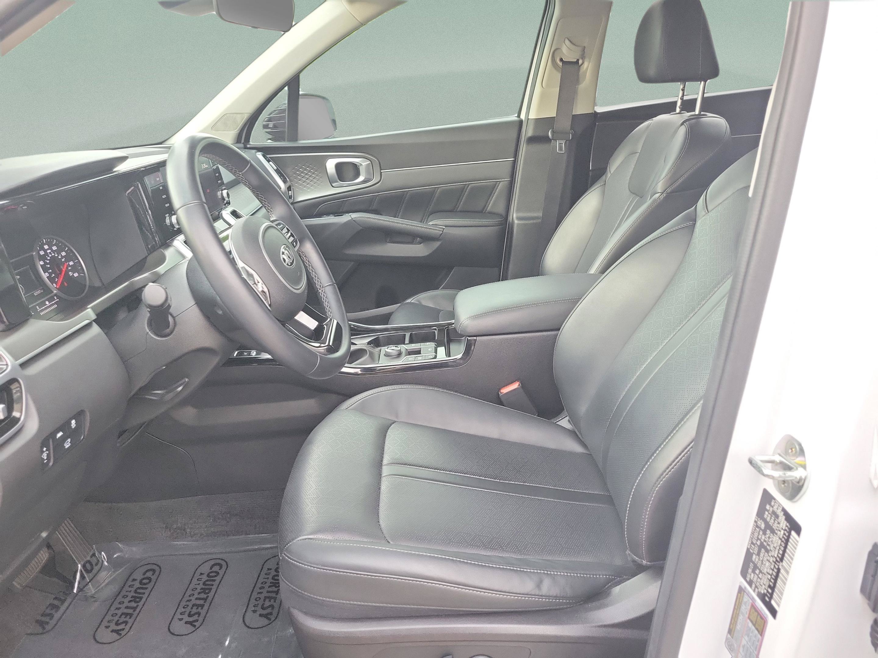 Certified 2021 Kia Sorento SX FWD image 16