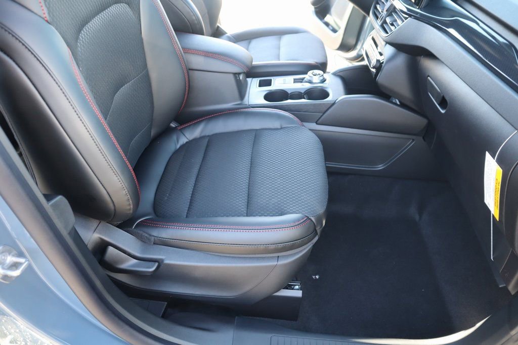 New 2026 Ford Escape ST-Line w/ Tech Pack #1 image 14
