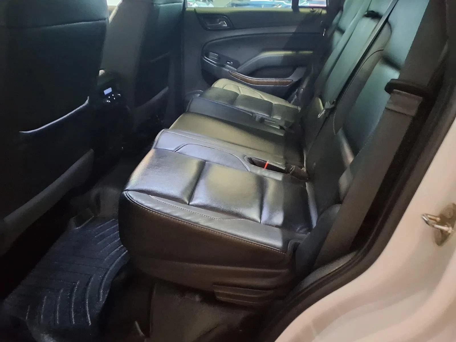 Used 2019 Chevrolet Tahoe LT AWD/4WD image 16