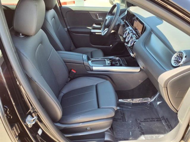 Used 2025 Mercedes-Benz GLA 250 GLA 250 image 40