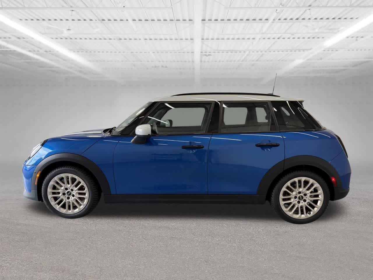 New 2026 MINI Cooper S image 2