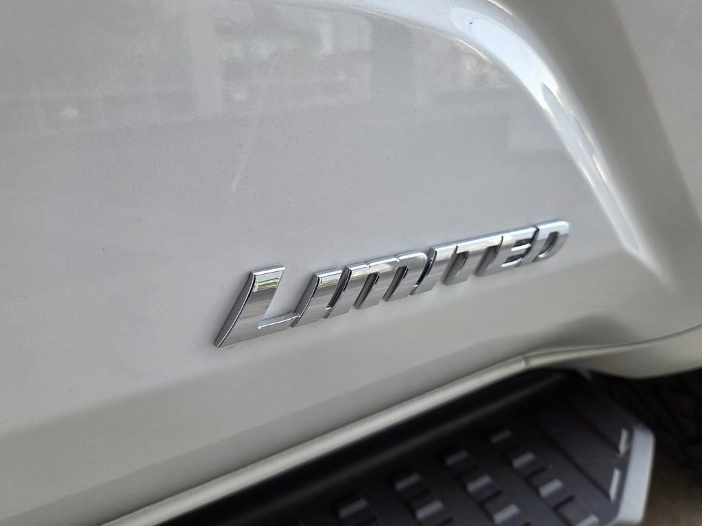 New 2026 Toyota 4Runner Limited image 14