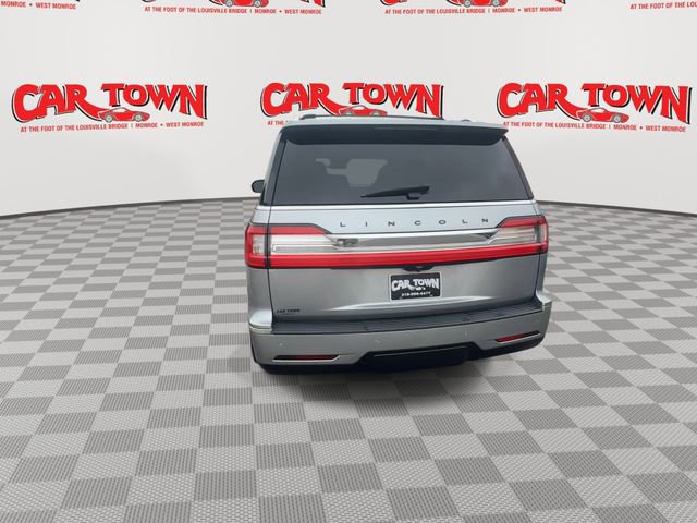Used 2020 Lincoln Navigator Black Label w/ Cargo Convenience Package image 7