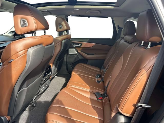 Certified 2026 Acura MDX w/ Technology Package FWD image 18